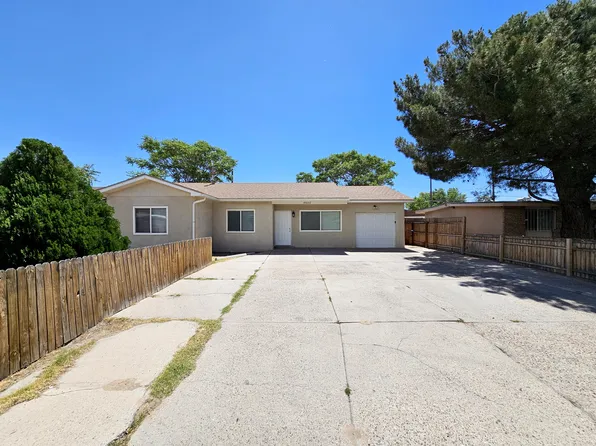 4602 Valley Gardens Dr SW, Albuquerque, NM 87105