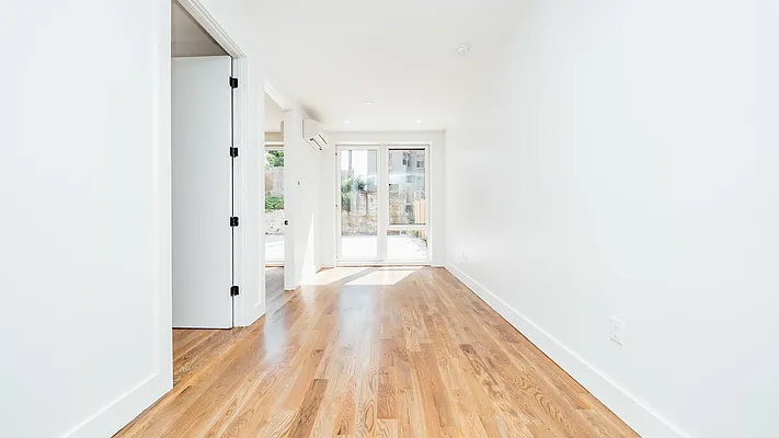 Rented by Nooklyn NYC LLC | media 5