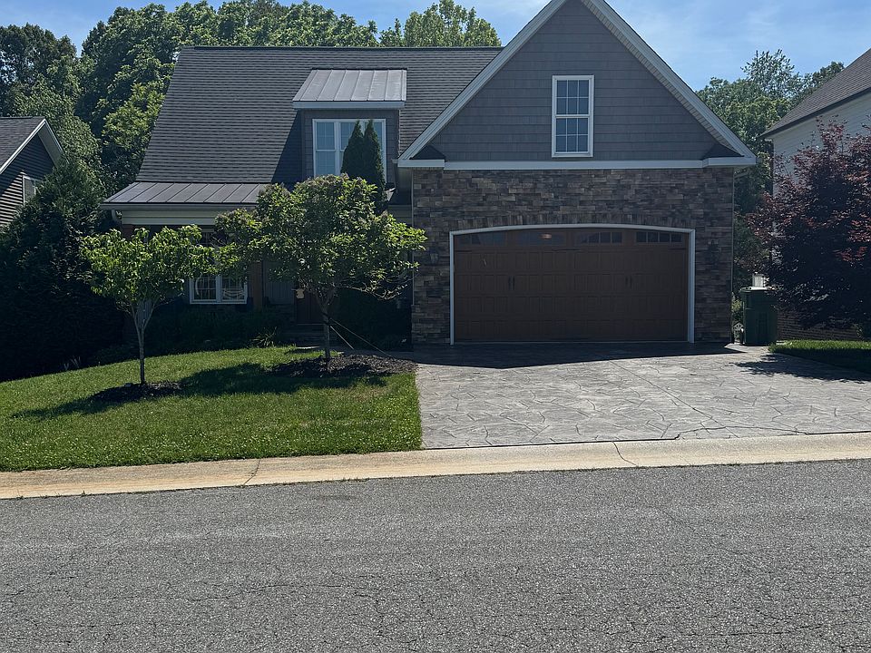 1st image of 1245 Helmsdale Dr