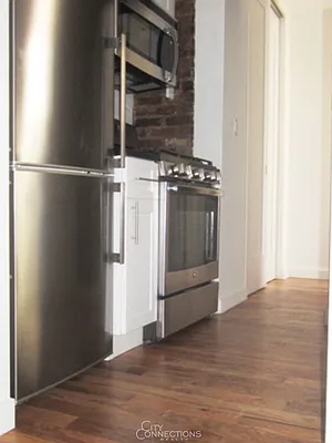 Rented by City Connections Realty | media 17