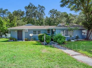 1220 Sunshine Ave, Leesburg, FL 34748