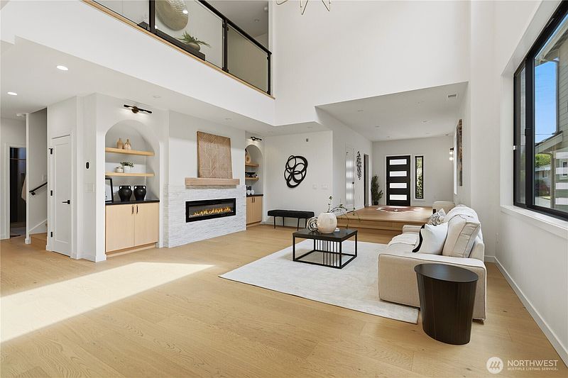 5th image of 1122 N 34th Street