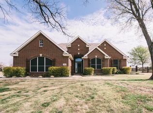 7809 Oak Creek Ln, Denton, TX 76208