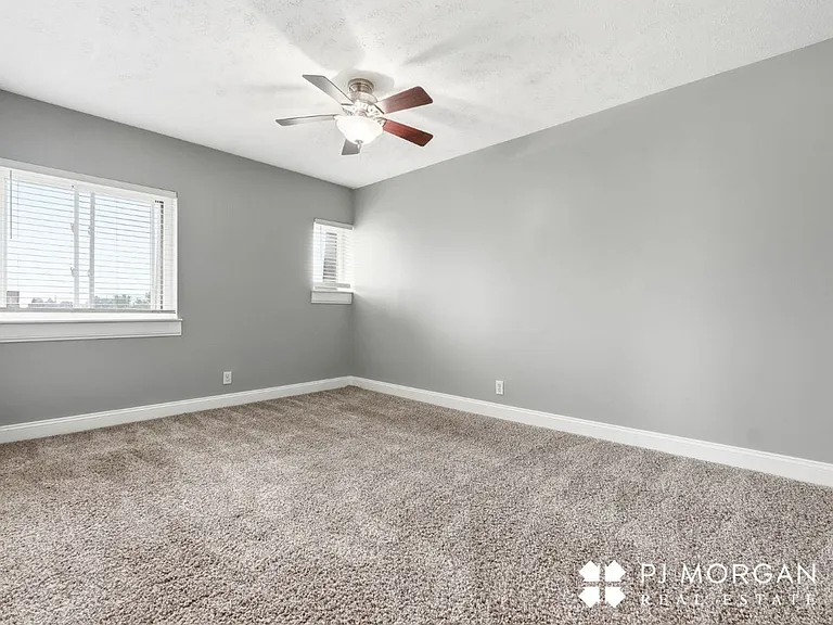 Mill Pointe — Photo 37