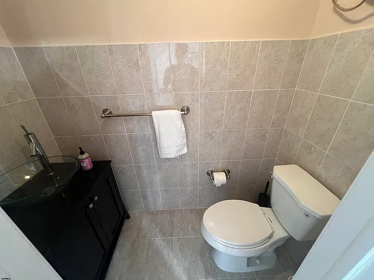 9709 Monmouth Ave #C2 — Photo 22