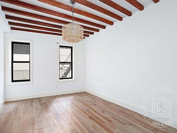 5th image of 152 W 49th St #3DE