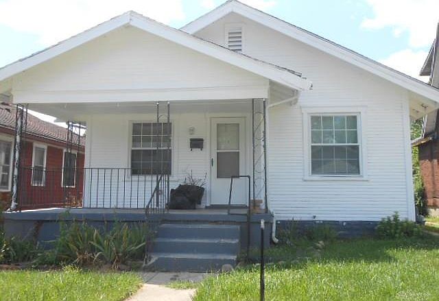 1st image of 529 Huron Ave