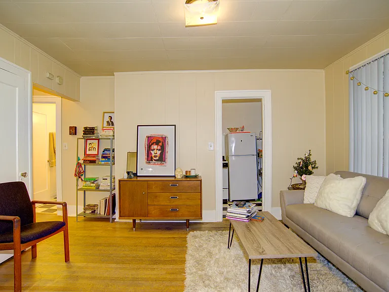 Clarwood — Photo 8