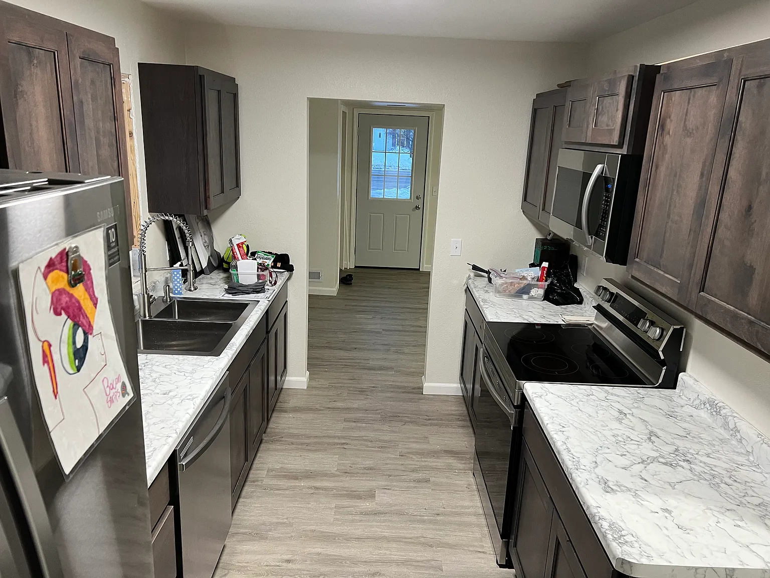 4 bed, 1867 sqft, $2,575 — Photo 2