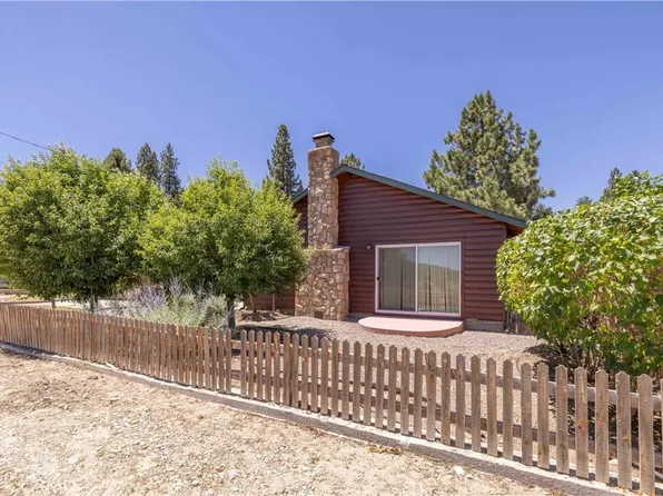 931 G Ln, Big Bear City, CA 92314