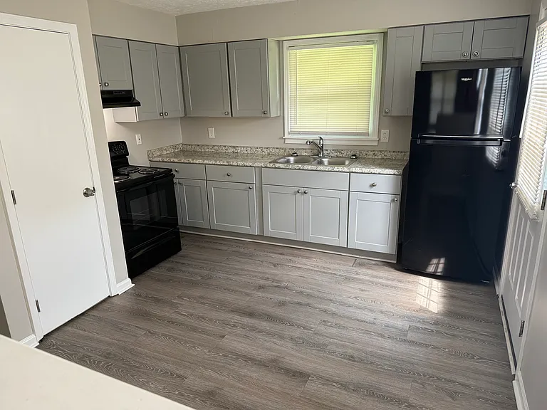 431 N Bond St #1 — Photo 3