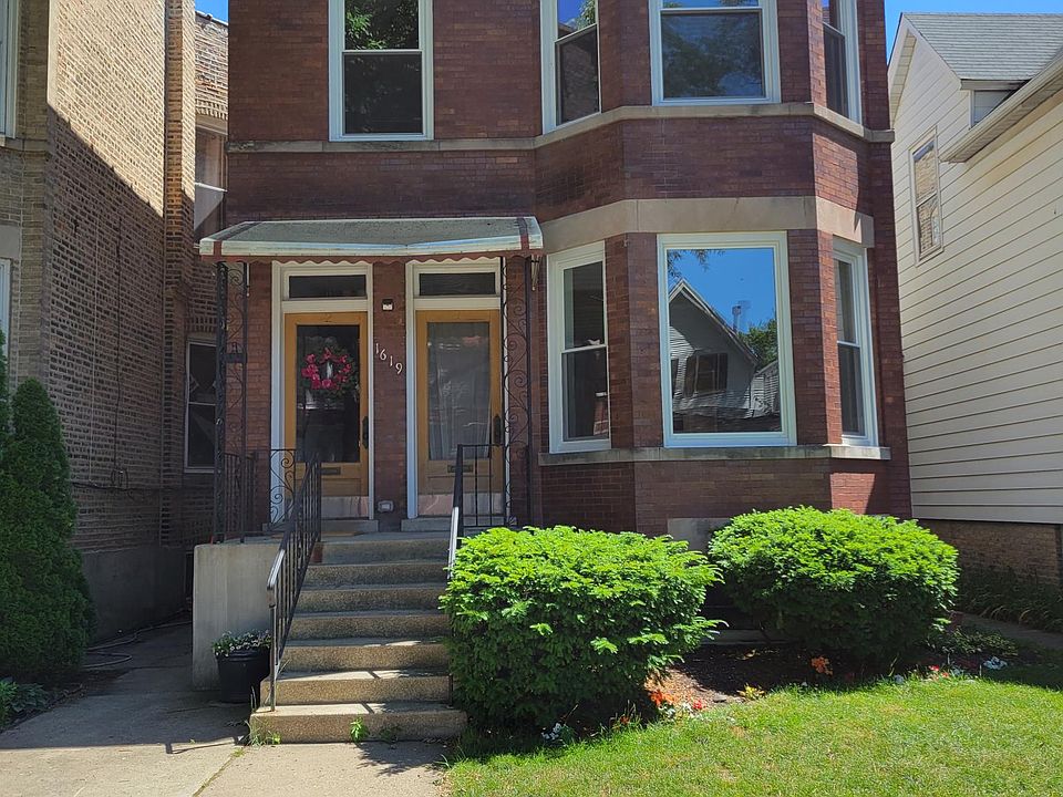 1st image of 1619 W Berwyn Ave #1
