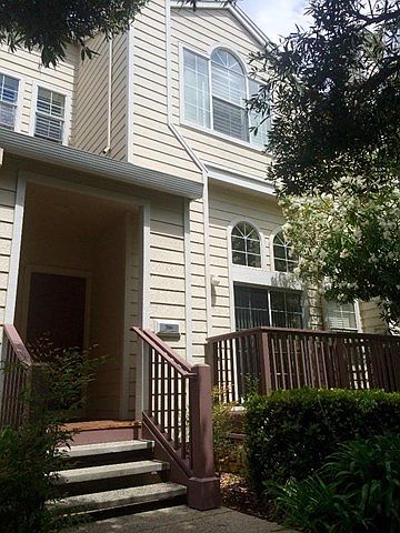 1st image of 306 Genoa Dr