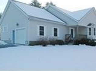 33 Briallia Cir, Newmarket, NH 03857