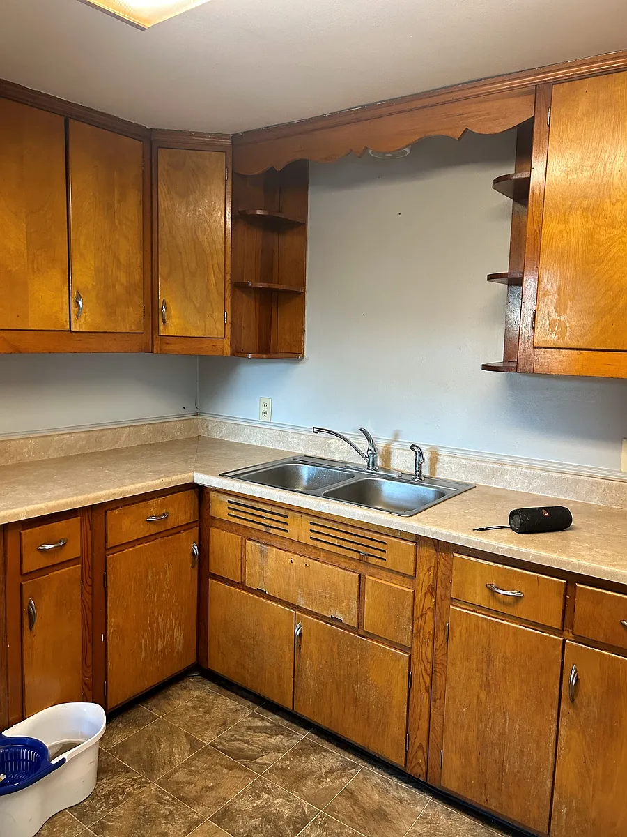 Building Photo - 811 21st St NW #2