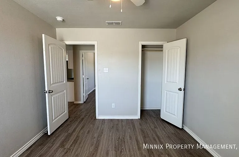 4319 E 61st St — Photo 24