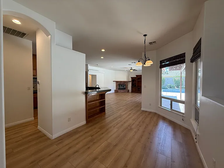 4309 Scribner Way — Photo 5
