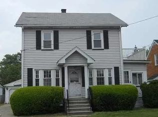 20301 Ball Ave, Euclid, OH 44123