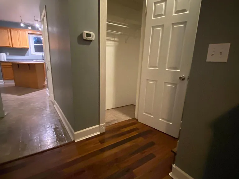 553 Bradley St — Photo 7