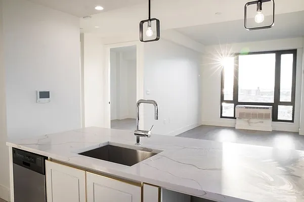 Rented by Bushburg | media 6