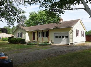 14 Cold Spring Ln, Hadley, MA 01035