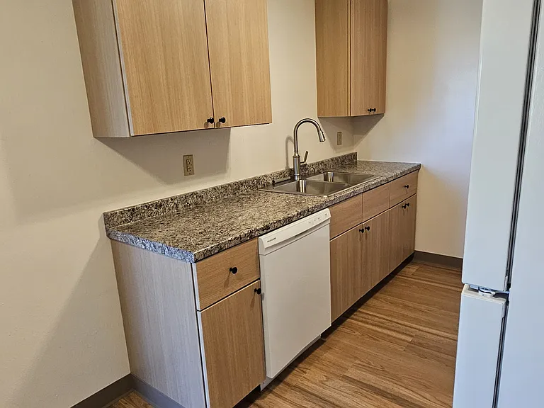 1336 9th St S #5 — Photo 3