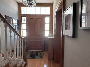 25 Sussex St N #1A, Kawartha Lakes, ON K9V 4H3
