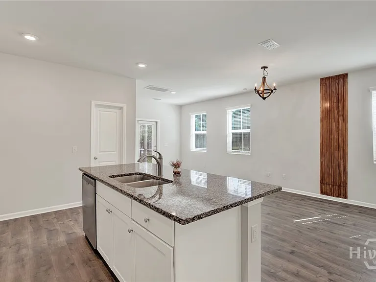 148 Benelli Dr — Photo 8