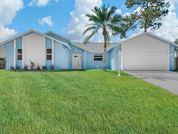 2nd image of 374 NE Greenbriar Avenue