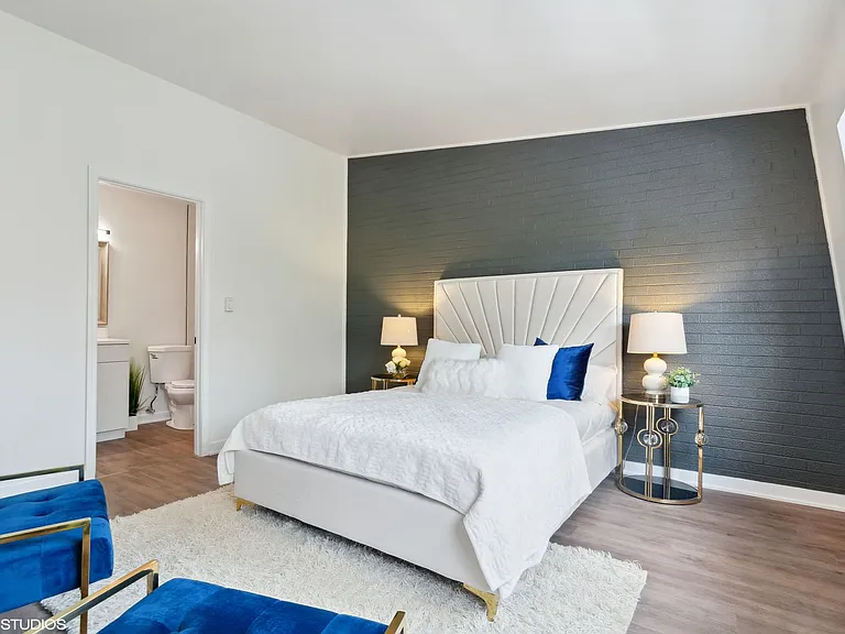 Park Townhomes of Highland Park — Photo 30