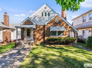 2134 15th St #A, Moline, IL 61265