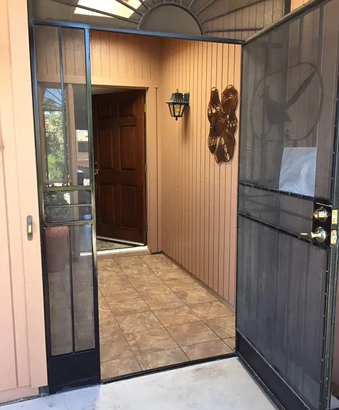 1517 W Via Del Jarrito — Photo 3