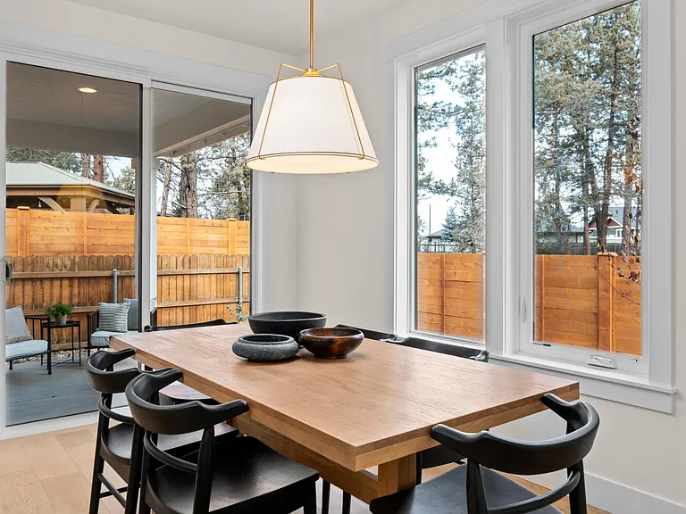 61662 SW Woodriver Dr — Photo 15