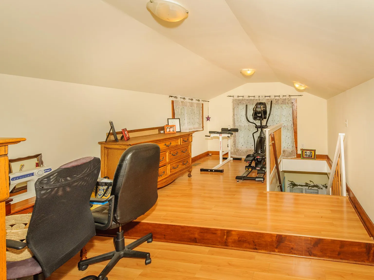 3 bed, 2000 sqft, $1,975 — Photo 3