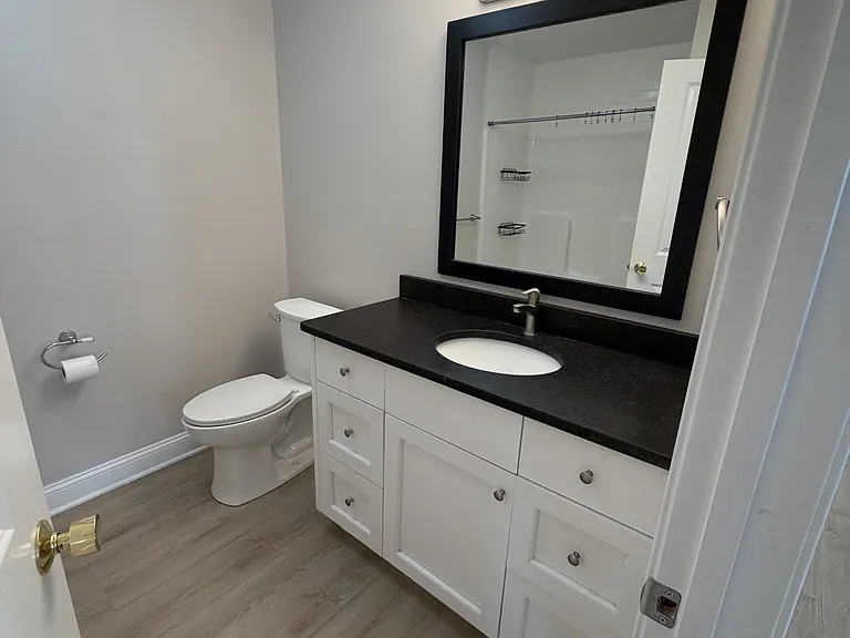 95 Bristol St #2B — Photo 6