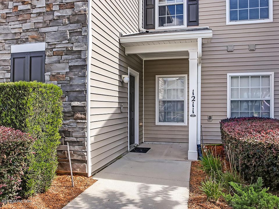 1st image of 575 Oakleaf Plantation Pkwy Unit 1211