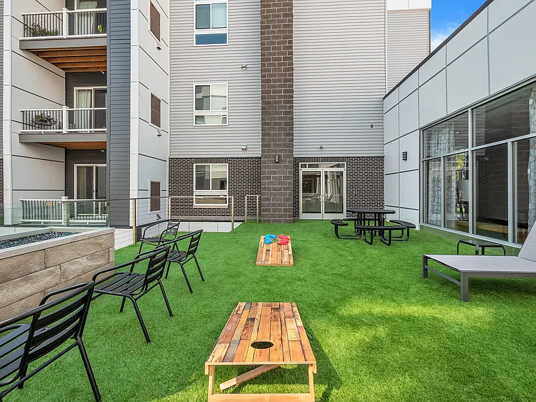 4 Corners Lakeside Apartments - White Lake, MI — Photo 34