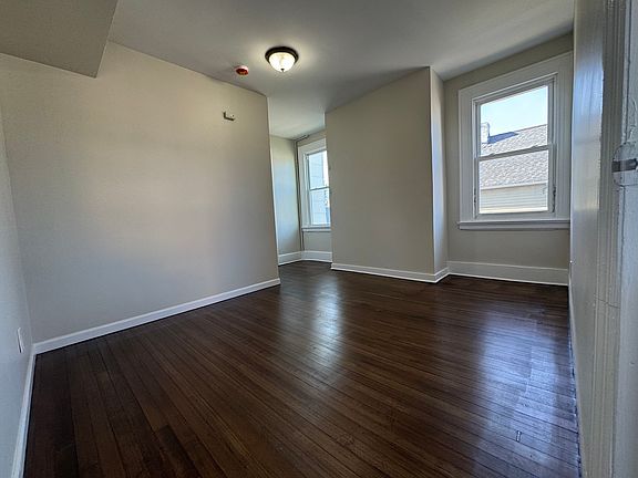 2nd image of 18-20 Lanark Ave #2