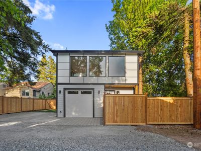 9009 Dayton Avenue N, Seattle, WA, 98103