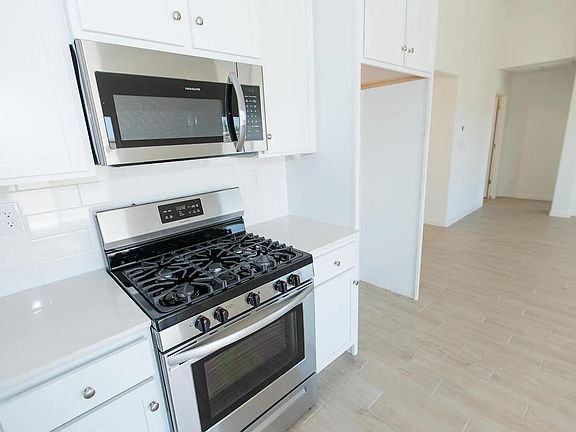 4th image of 6549 E Huffman Ave