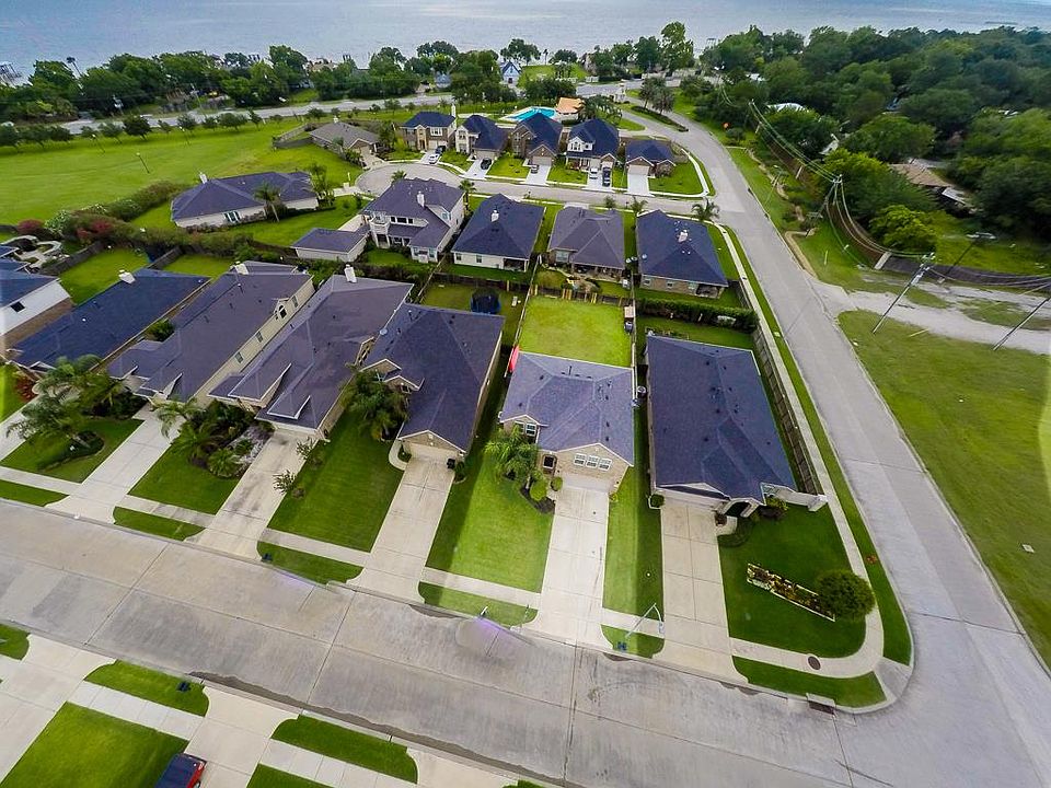 1st image of 5043 Gulf Stream Ln