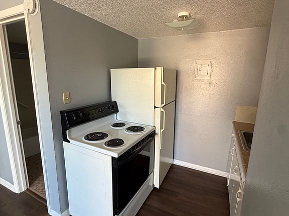 5th image of 1500 Black Hill Dr #24