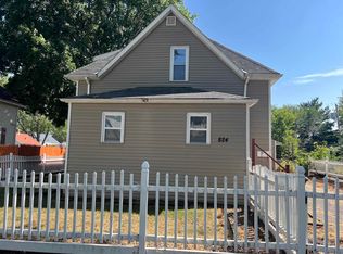 824 Forest Ave, Waterloo, IA 50702