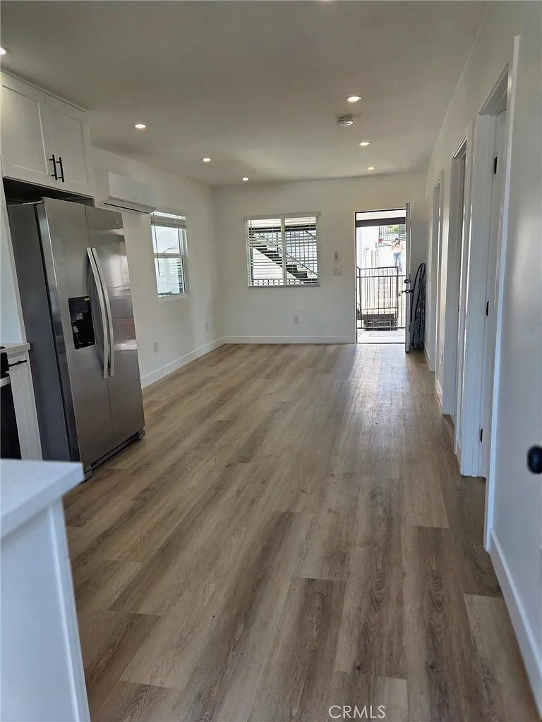 2 bed, 1144 sqft, $2,850 — Photo 3