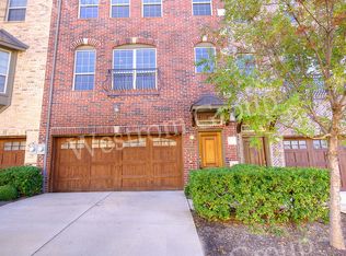 7818 Liverpool Ln, Irving, TX 75063