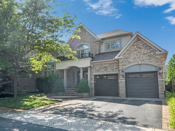 3161 Saddleworth Cres, Oakville, ON L6M 0A8