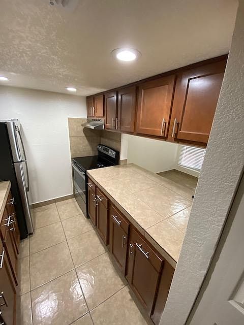 2nd image of 3101 N 36th St #105