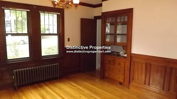 155 Washington St — Photo 4