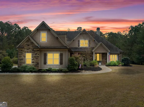 51 Christopher Rd, Sharpsburg, GA 30277