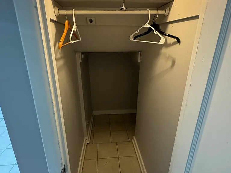 478 N Logan St #2 — Photo 9